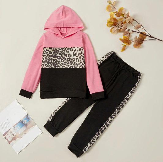 Girl’s Leopard Hooded Sweatshirt and Pants Set - Mycia Boutique