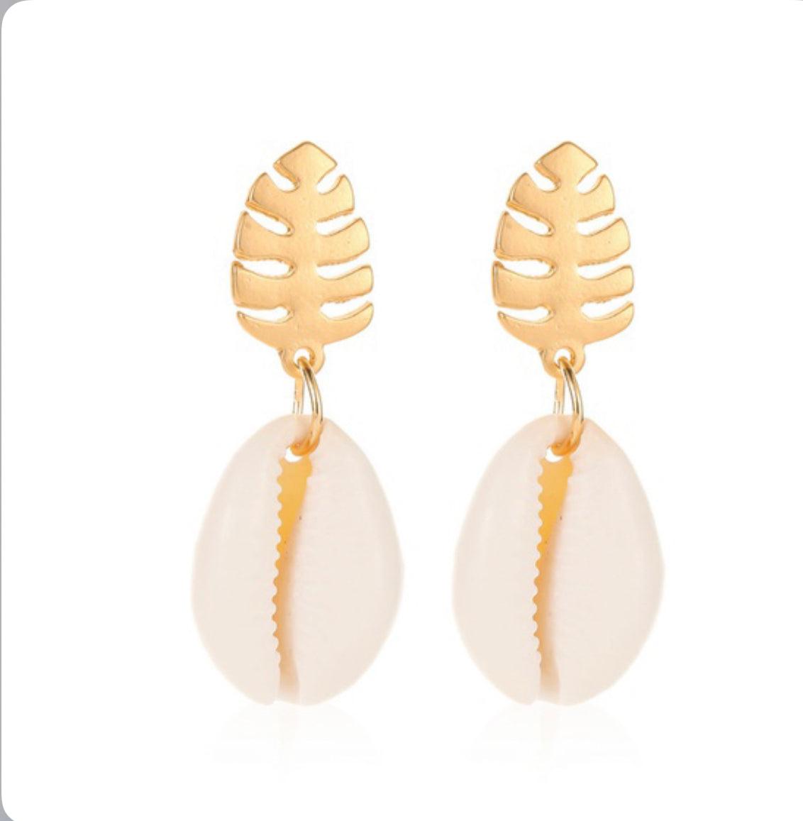 Natural Shell Silver Earrings. - Mycia Boutique